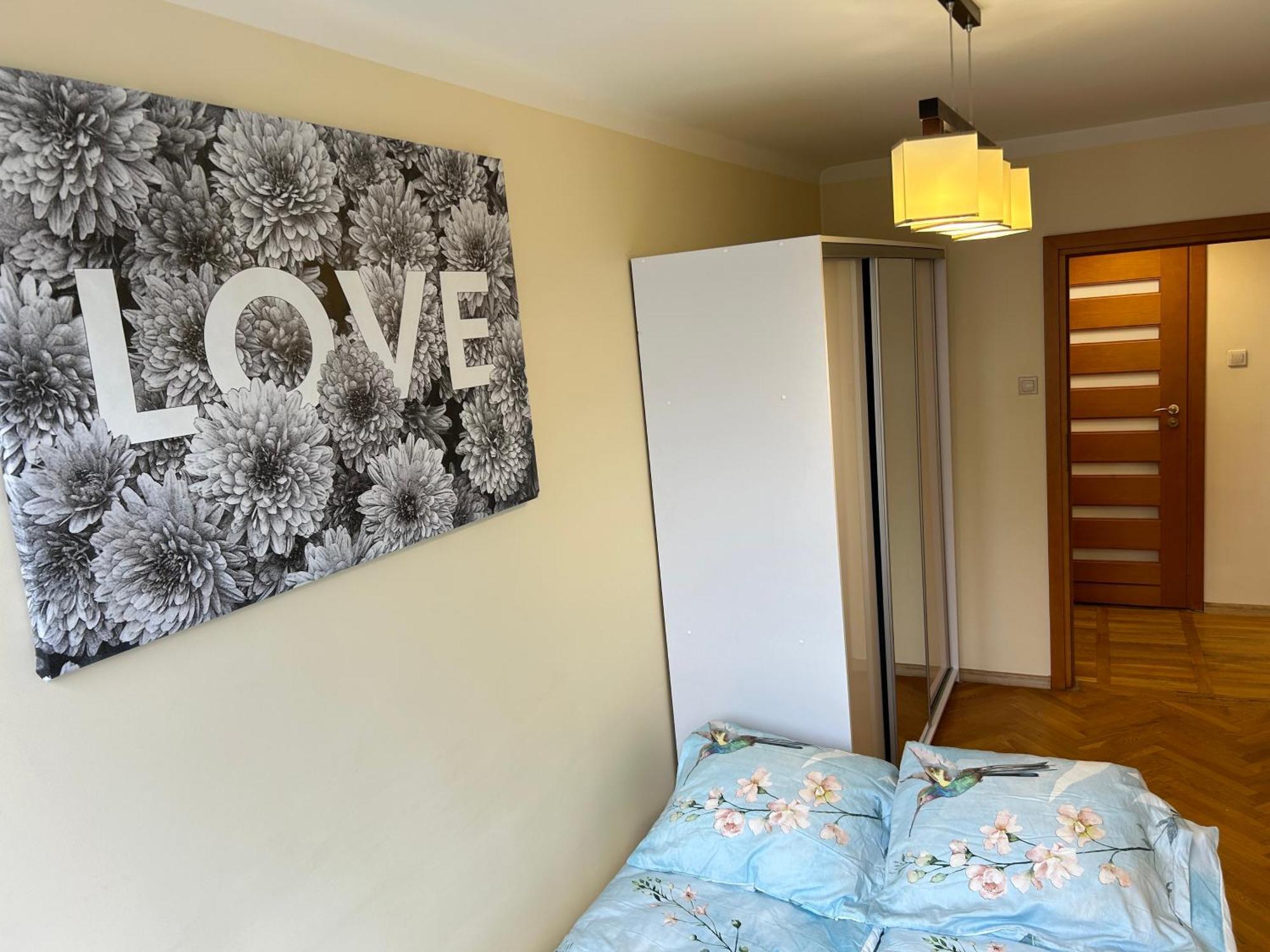 Eleven Onz Apartament *